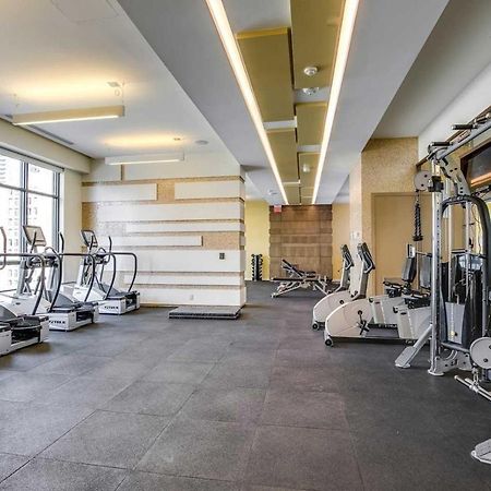 Front Street Suites Торонто Екстер'єр фото