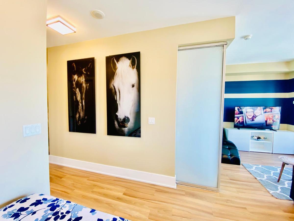 Front Street Suites Торонто Екстер'єр фото