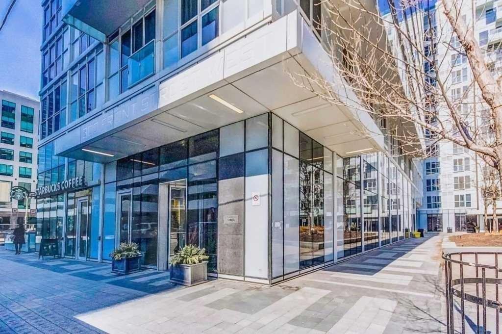Front Street Suites Торонто Екстер'єр фото